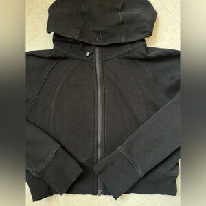 Lululemon Black cropped Zip-Up Scuba